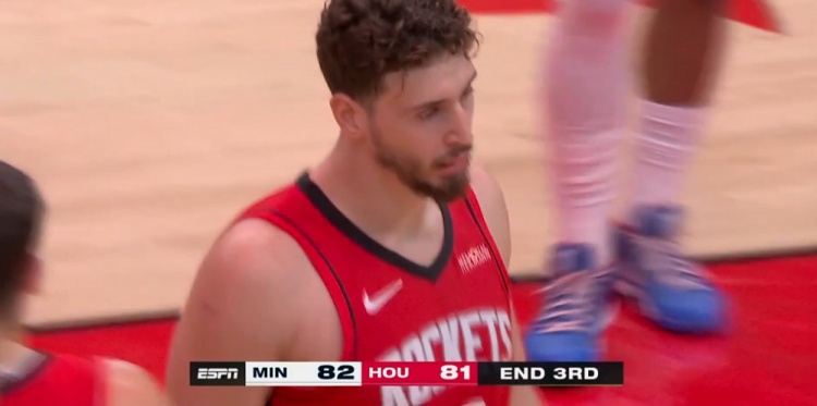 开云APP入口-又臭又长！火箭森林狼第三节耗时近50分钟 森林狼暂时领先1分